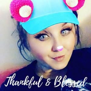 Meet your Posher, Jeanette